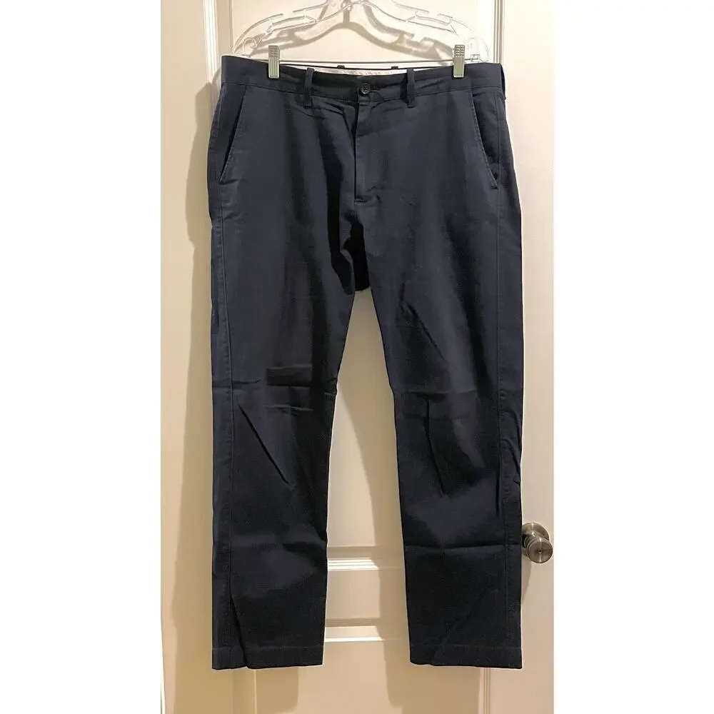 J. Crew Men’s Straight-fit flex chino pant